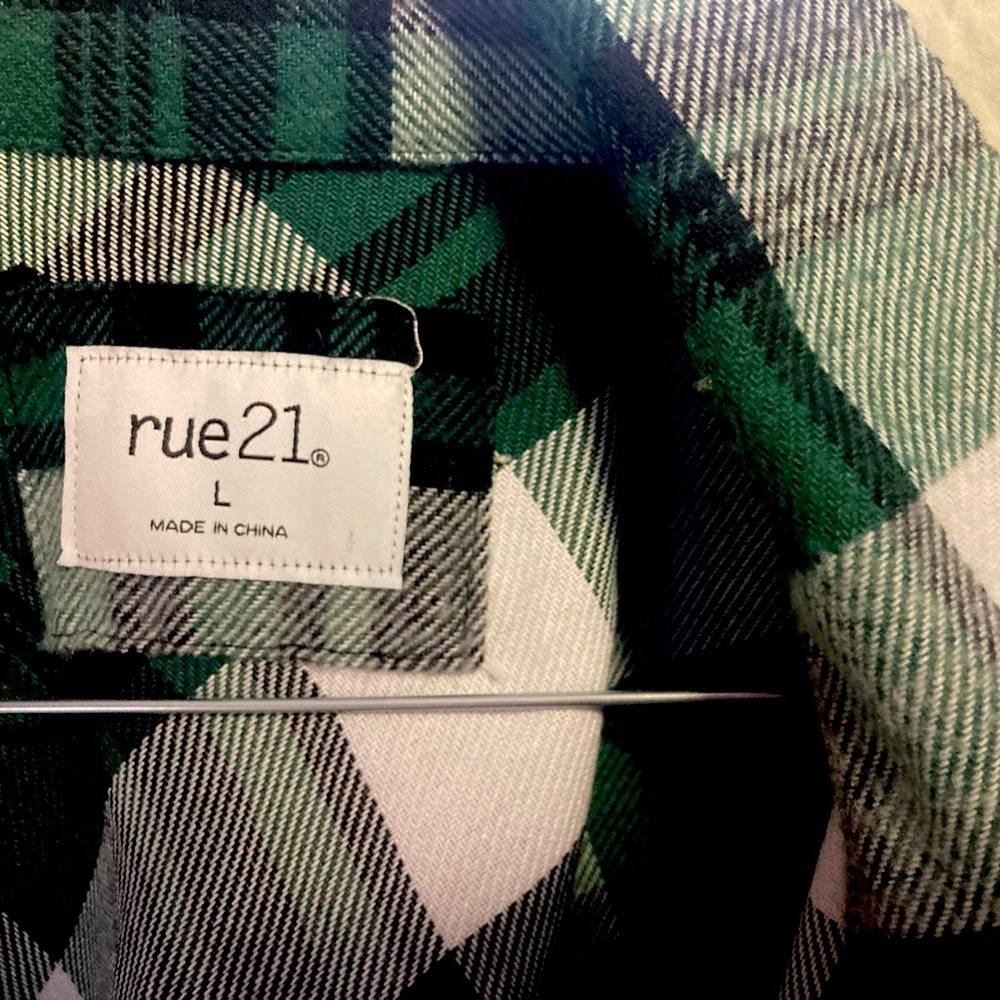 Rue21 plaid shacklet